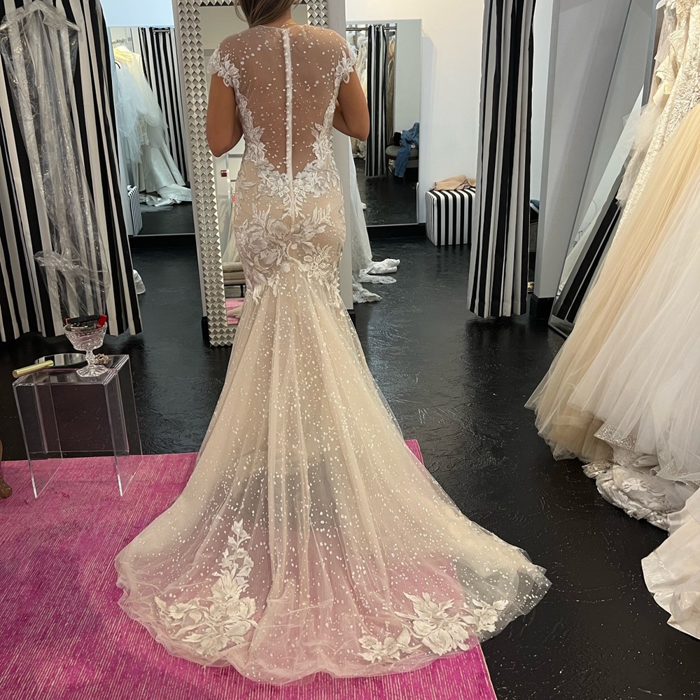 Berta Wedding Dress - 100% authentic